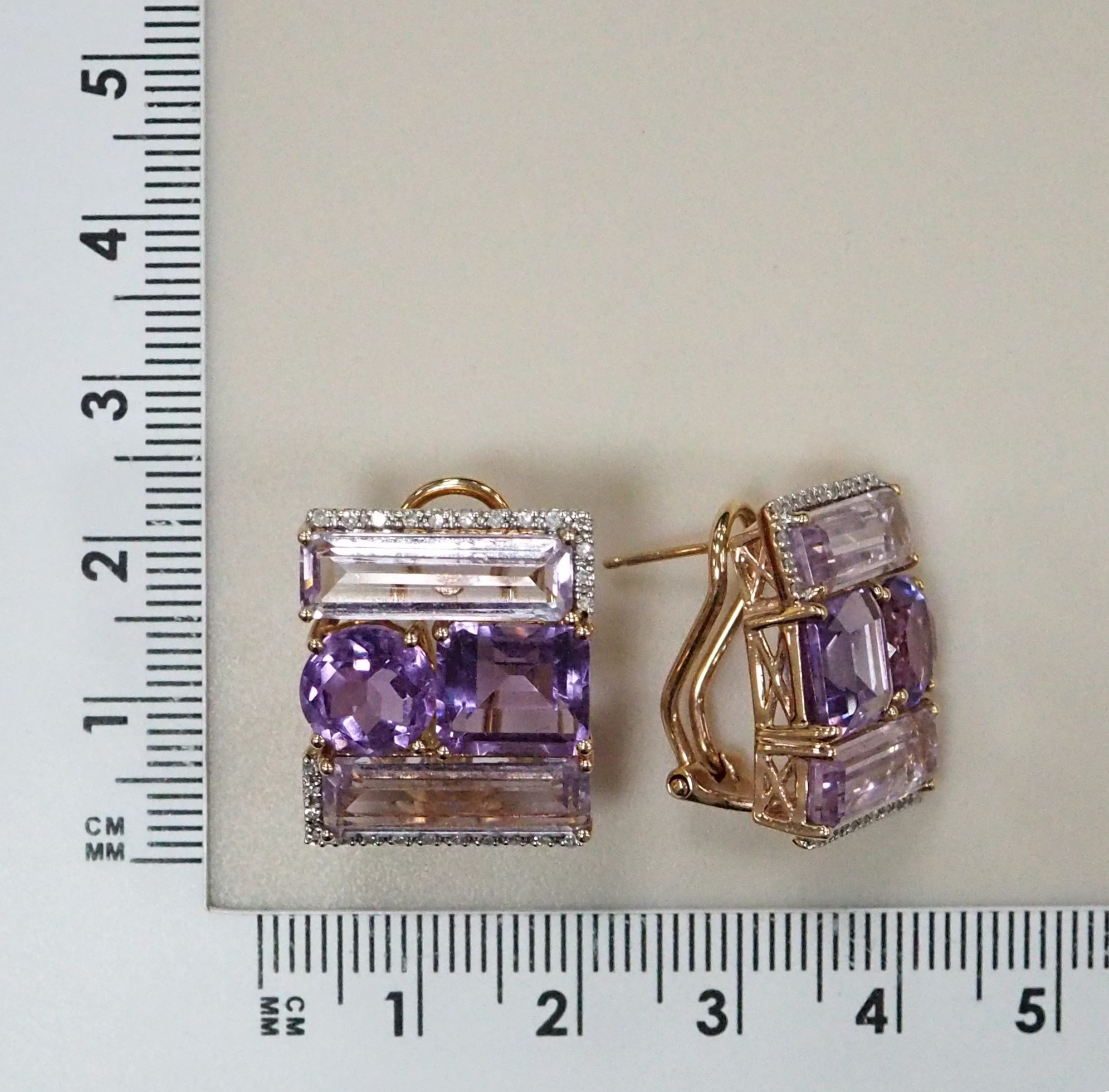 Серьги из золота с аметистами